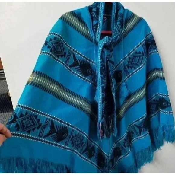 World Beat Hand Woven Blue Southwestern Wool Shaw Boho Geometric OS - Picture 3 of 7